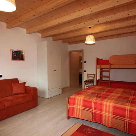 Agriturismo Val Codera Verceia Стая снимка